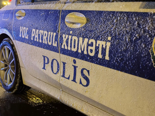 Sürücülərə XƏBƏRDARLIQ: Yollar buz bağlaya bilər