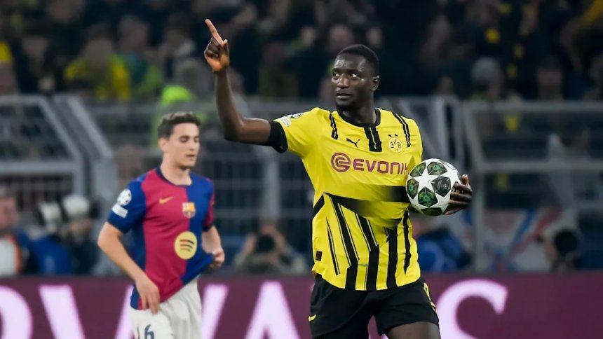 Fənərbağça "Milan" və "Tottenhem" onun üçün yarışır